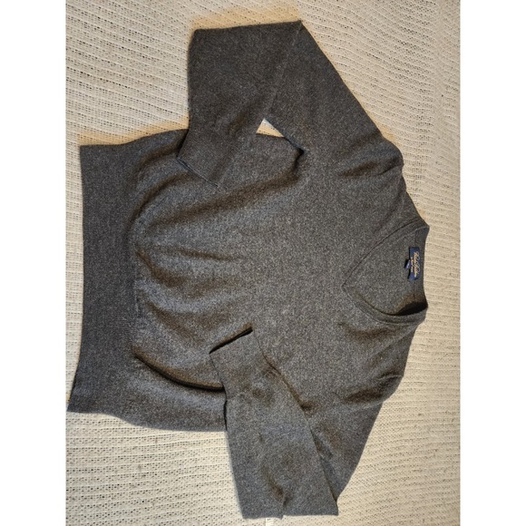 Brooks Brothers Sweaters - Brooks Brothers Saxon Wool V-Neck‎ Sweater Charcoal Gray Heather Womens Medium